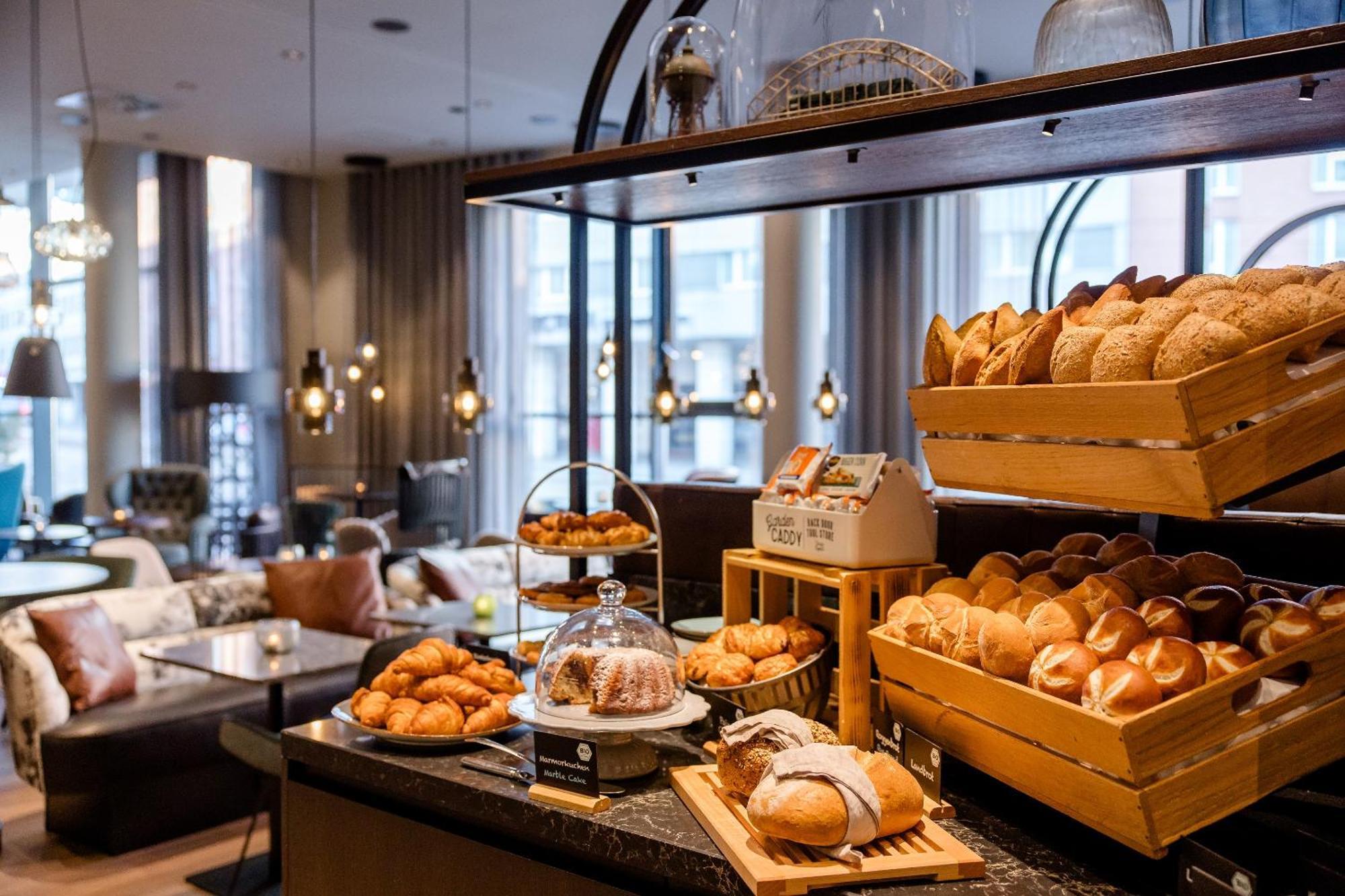 Motel One Nuernberg-City Екстериор снимка