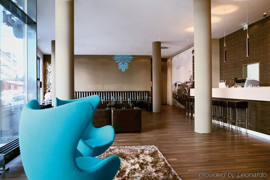 Motel One Nuernberg-City Ресторант снимка