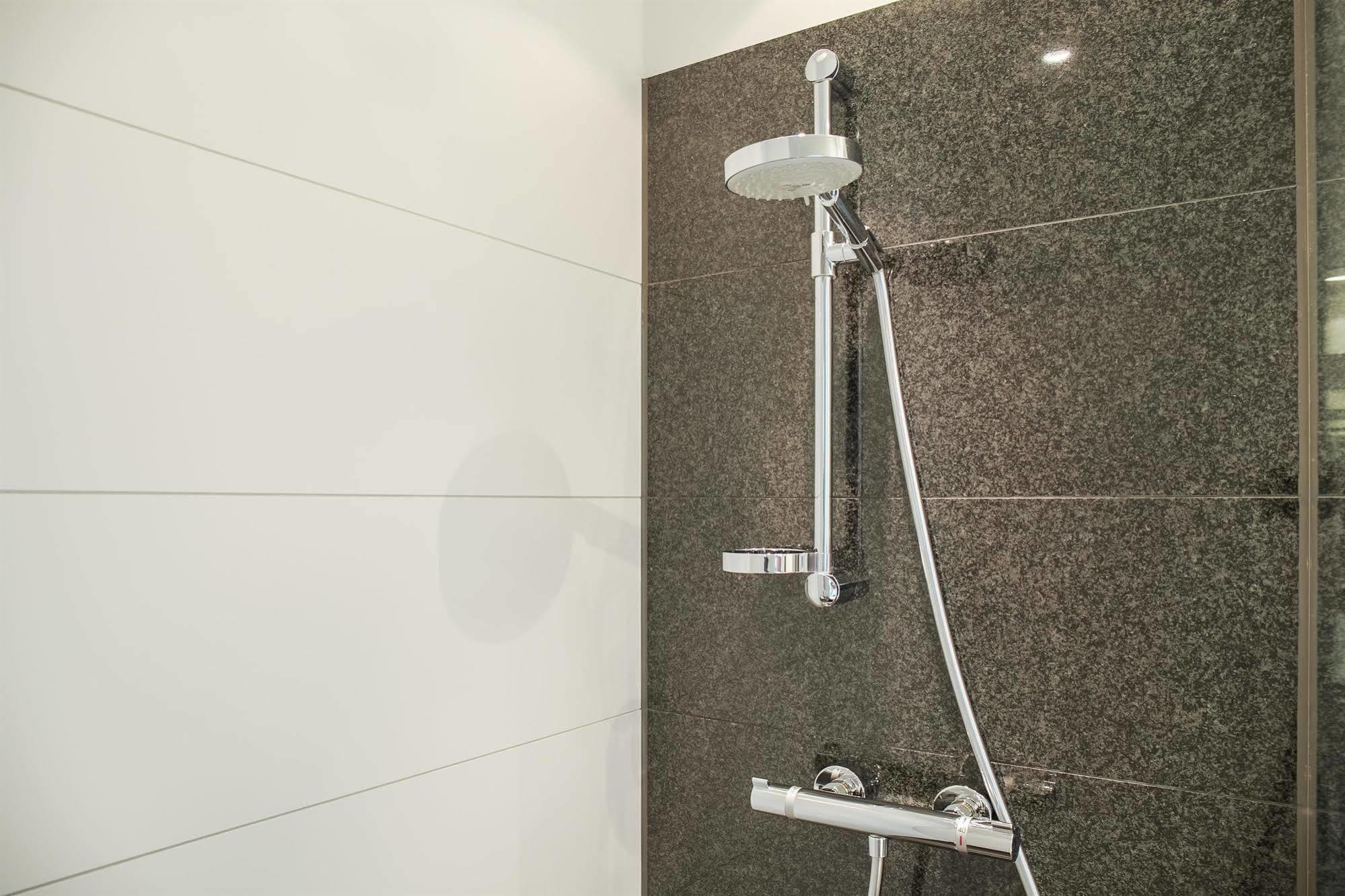 Motel One Nuernberg-City Екстериор снимка