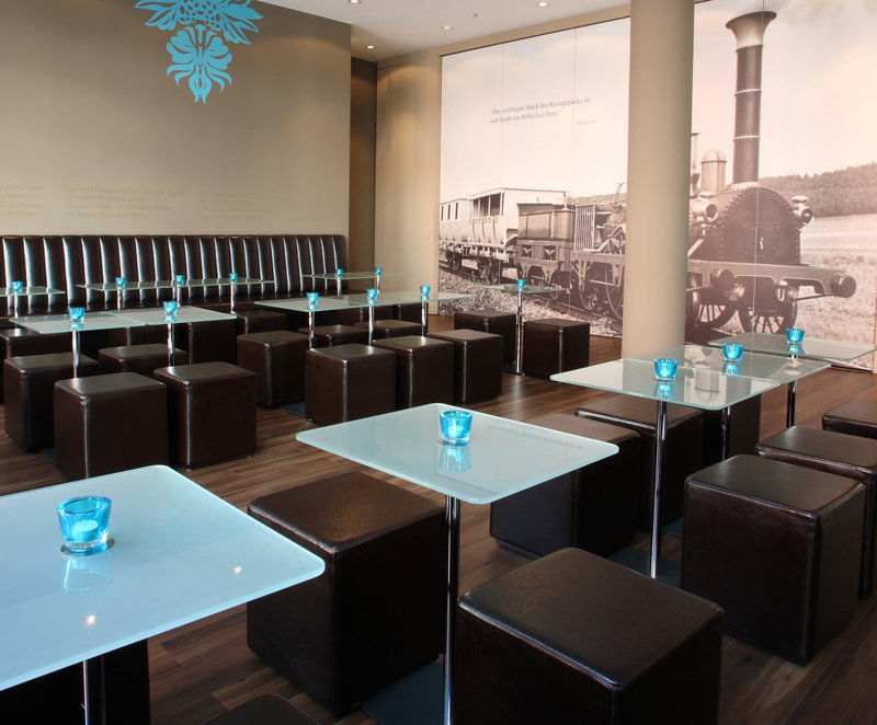 Motel One Nuernberg-City Ресторант снимка